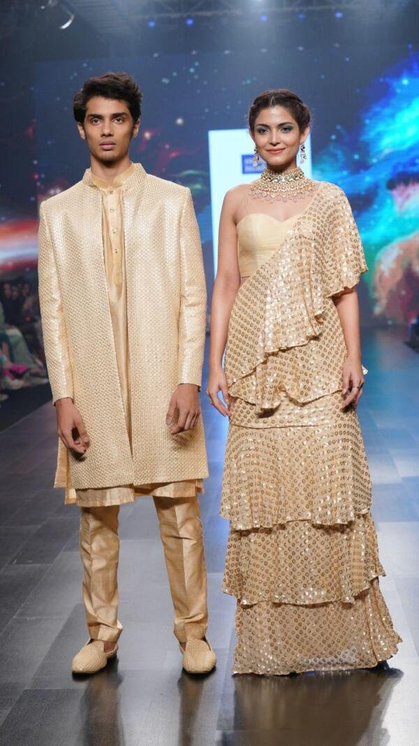 Gold Sequi sence sheet Sherwani - Image 2