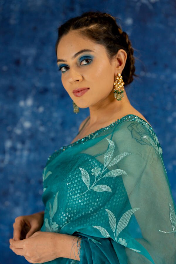Teal Organza Saree - Image 4