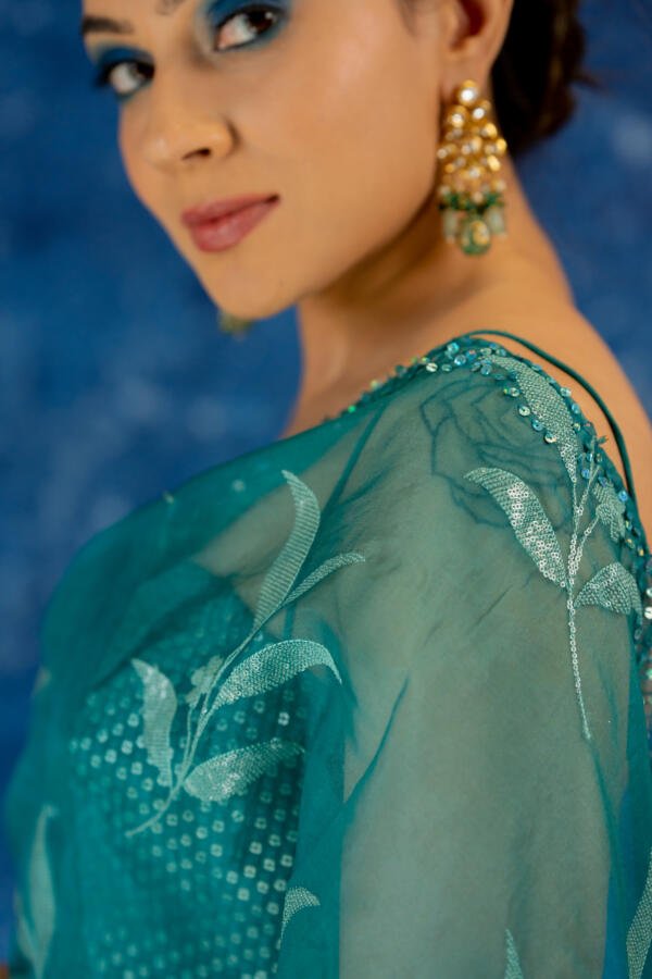 Teal Organza Saree - Image 3
