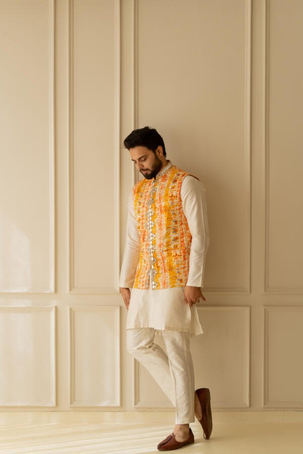 Saffron Kurta Bundi Set - Image 2