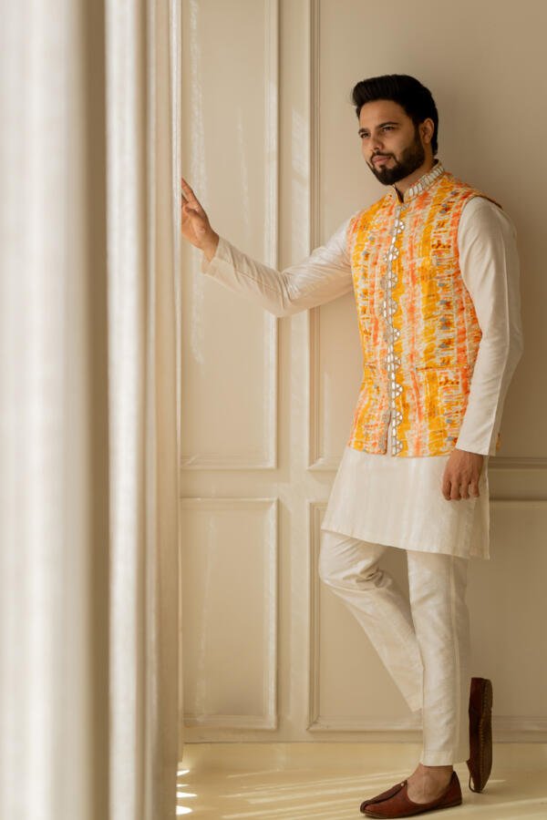 Saffron Kurta Bundi Set - Image 4