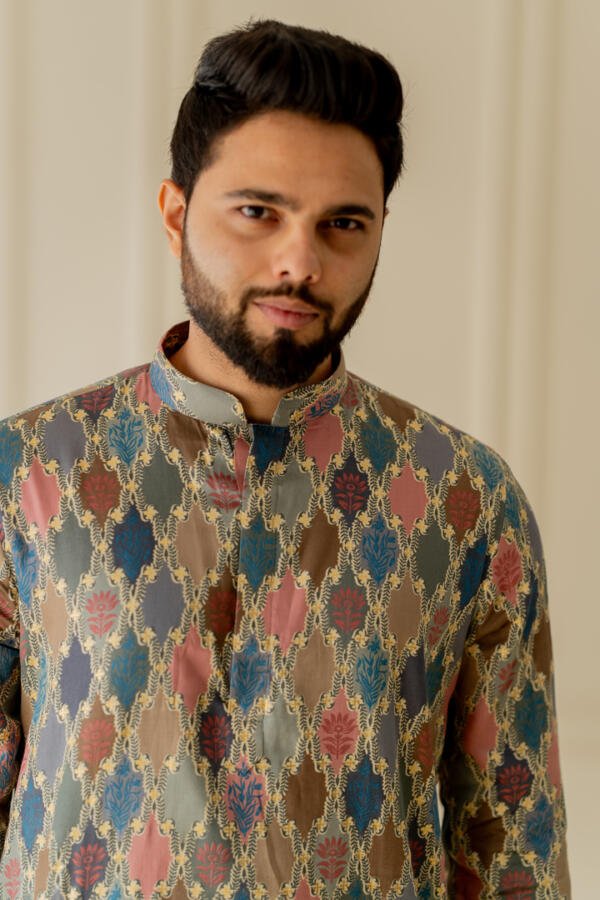 Printed Kurta With Pants - Image 6