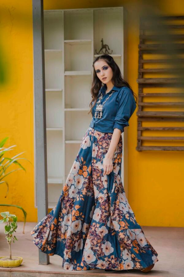 Chanderi Flared Pants & Shirt - Image 4