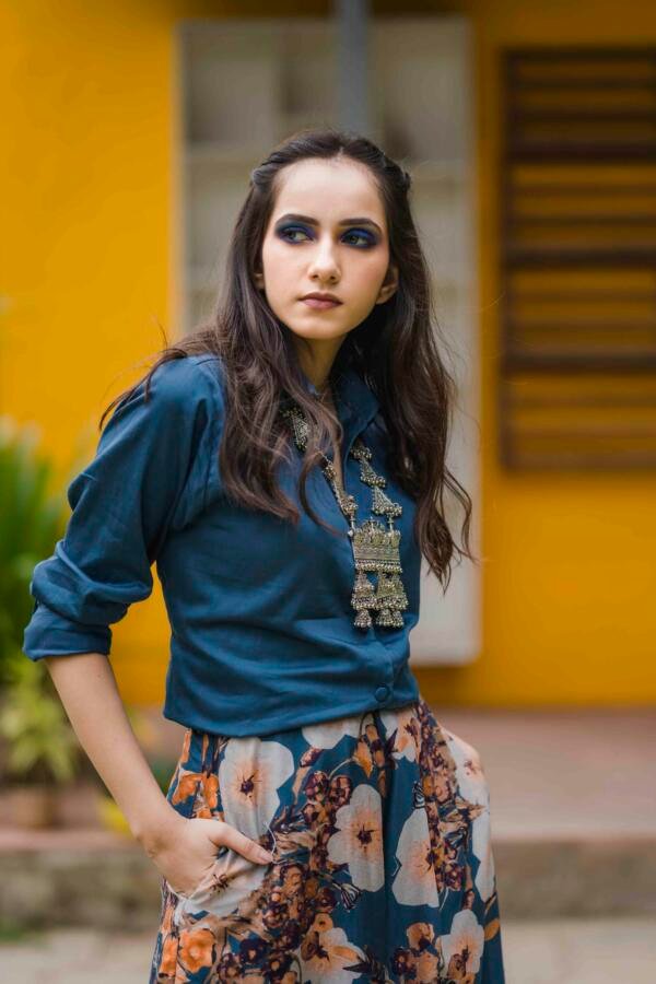 Chanderi Flared Pants & Shirt - Image 5