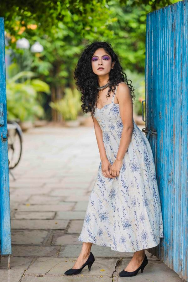 Ivory Linen Dress - Image 5