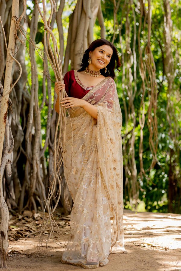 Gold Saree Set - Image 3