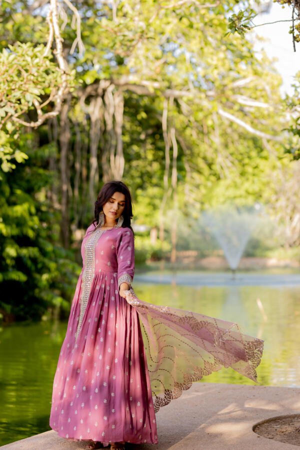 Old Rose Anarkali Set - Image 5