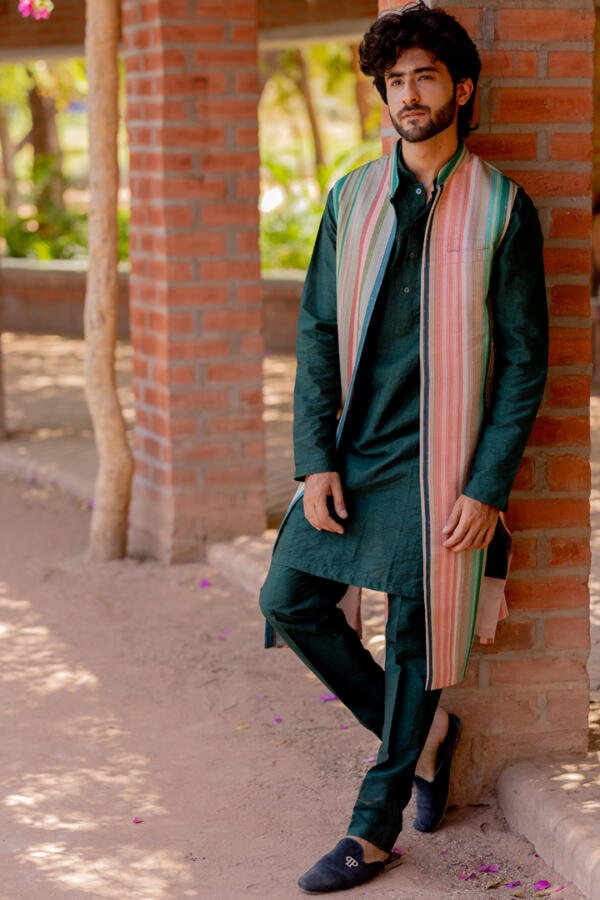 Multi Hued Kurta Bundi Set - Image 2